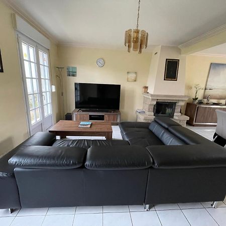 Spacieuse Maison Typique Pour 10 Personnes Vue Mer Plage A 10 Minutes A Pied- Ideale Pour Des Vacances Ou Un Weekend En Famille Ou Entre Amis Étables Exterior photo