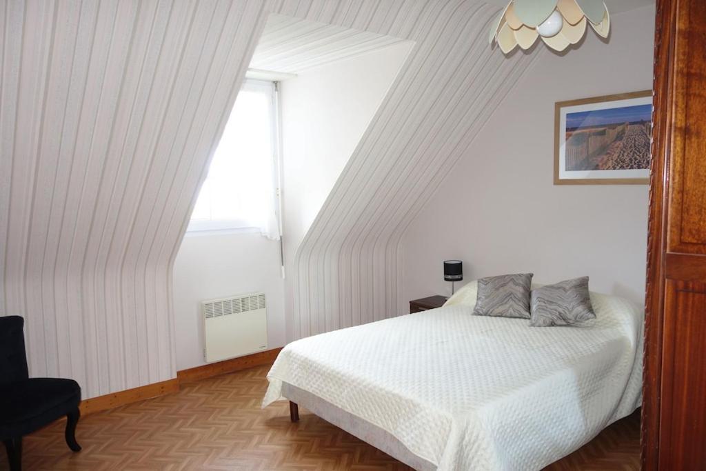 Spacieuse Maison Typique Pour 10 Personnes Vue Mer Plage A 10 Minutes A Pied- Ideale Pour Des Vacances Ou Un Weekend En Famille Ou Entre Amis Étables Exterior photo